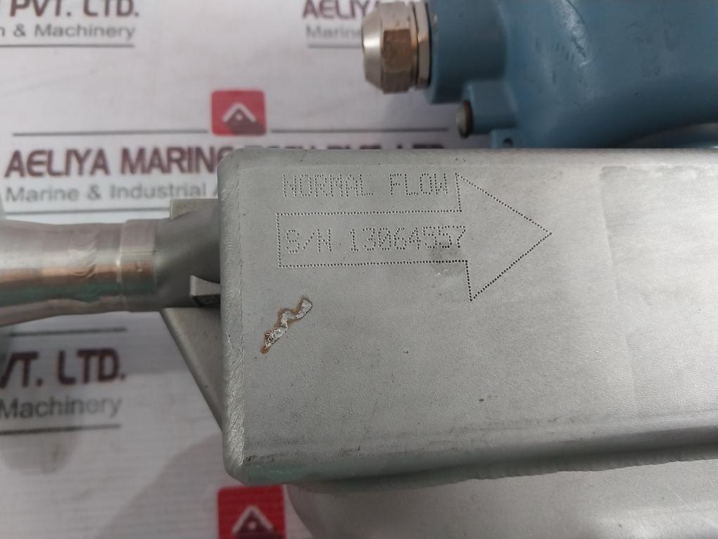 Mass Durchflussensor/Mass Flow Sensor