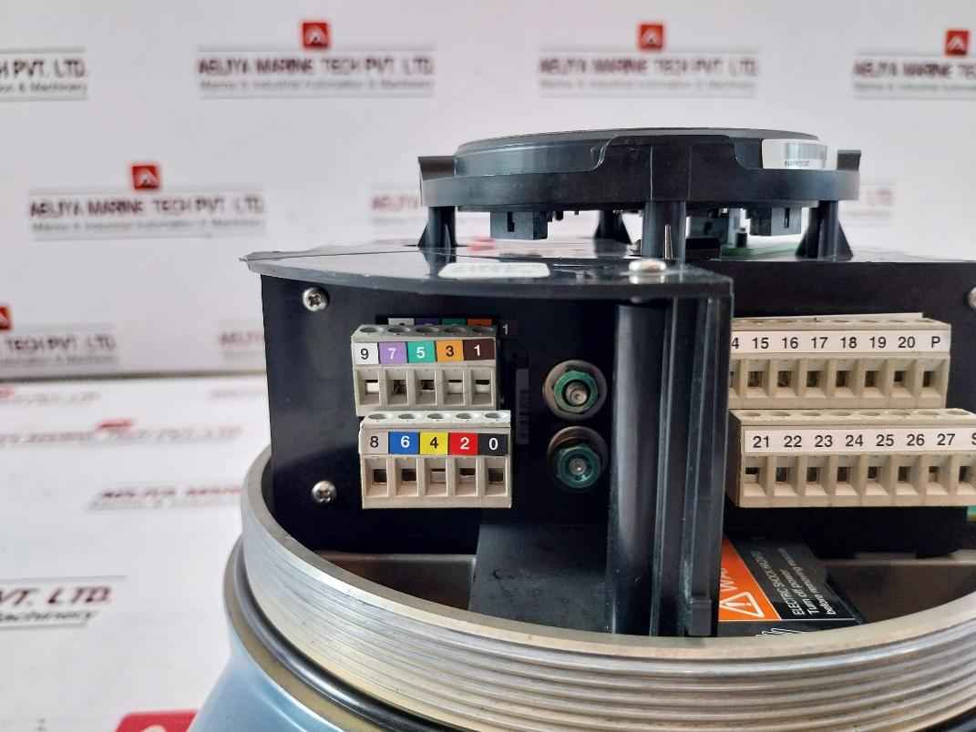 Micro Motion 9739Mvd61Ujezzz Flow Transmitter Mmi-20013350 Rev: Ag 85-250Vac 14W