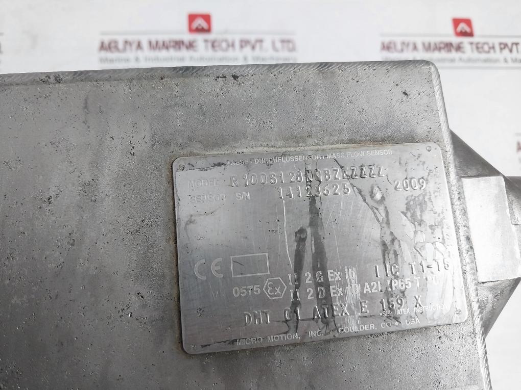 Micro Motion R100S128Nqbzezzzz Mass Flow Sensor 1001314 Rev: B 18Bar At 25 C