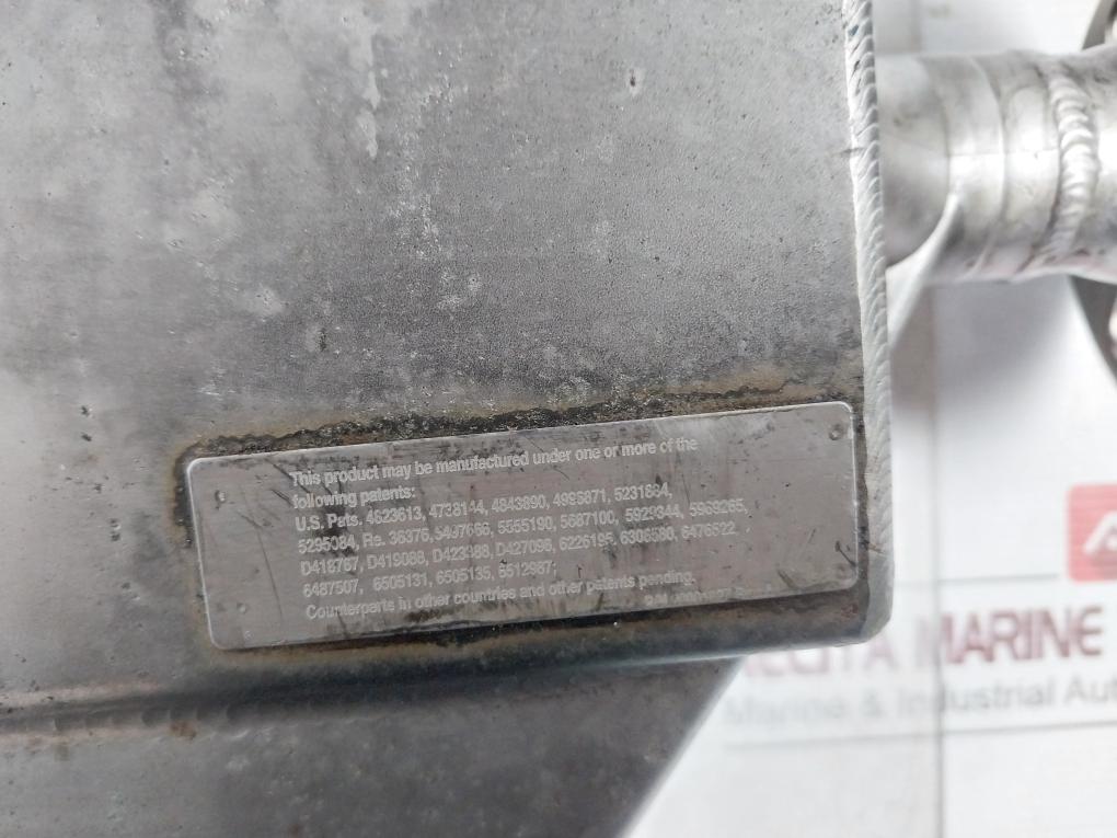 Micro Motion R100S128Nqbzezzzz Mass Flow Sensor 1001314 Rev: B 18Bar At 25 C