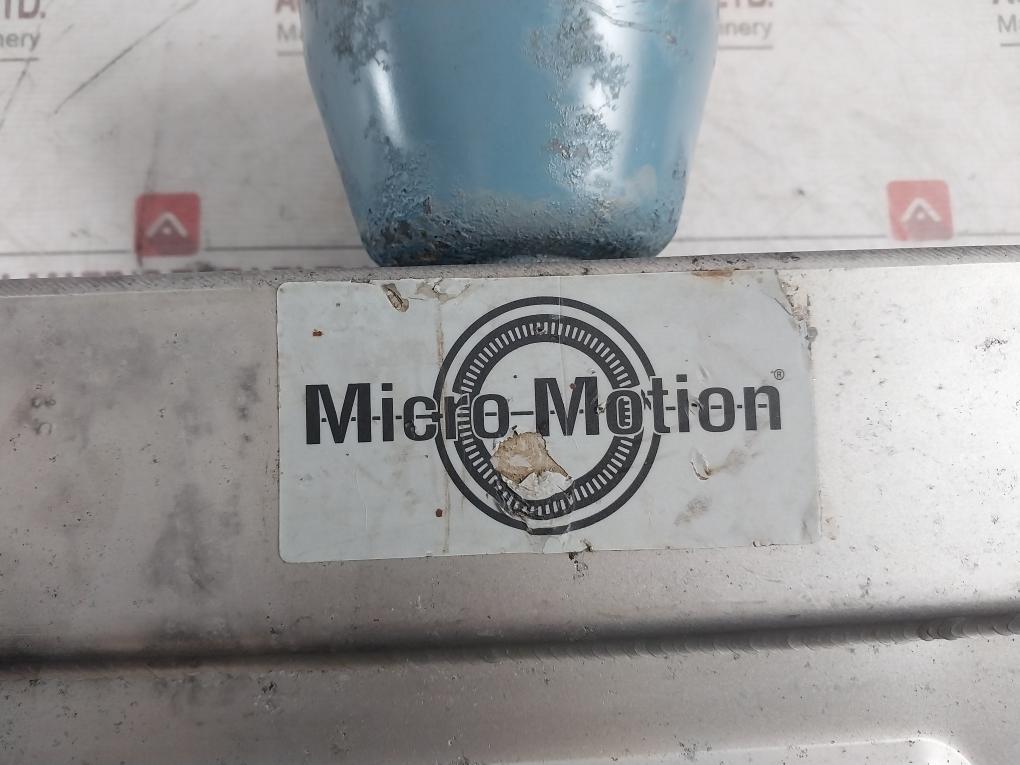 Micro Motion R100S128Nqbzezzzz Mass Flow Sensor 1001314 Rev: B 18Bar At 25 C
