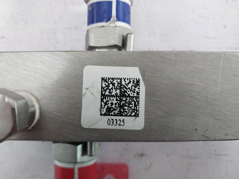 Micro Mpgv32A/R-1-cb-p Two Way Manifold Needle Valve M4516 877011803325