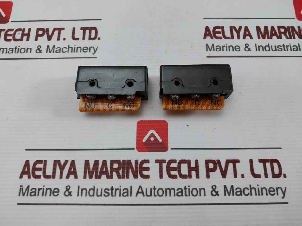 Micro Switch Dt-2R-a7 Snap Action Switch Plunger