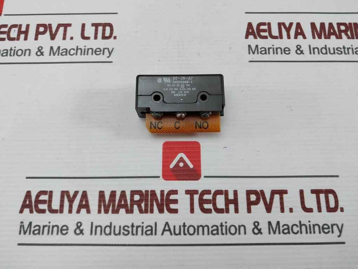 Micro Switch Dt-2R-a7 Snap Action Switch Plunger