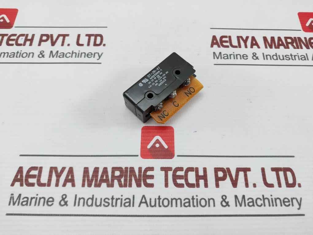 Micro Switch Dt-2R-a7 Snap Action Switch Plunger