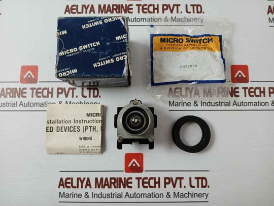 Micro Switch Pty2151 Lighted Pushbutton 24V