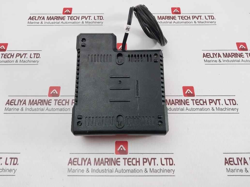 Milwaukee 48-59-1812 Battery Charger 120v 60hz 2,1a M12 M18