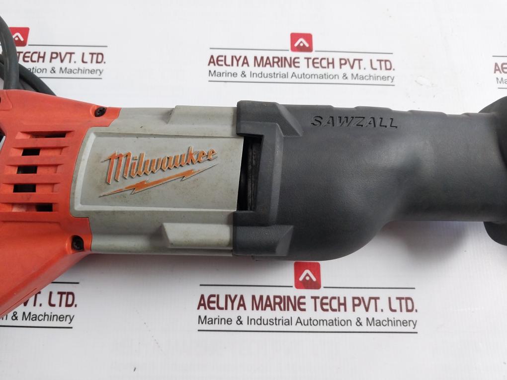 Milwaukee 6509-31 Sawzall Reciprocating Saw 12A 120V