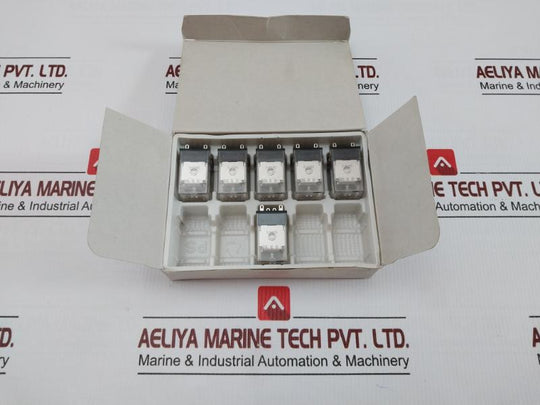 Miniature Power Relay 100/110 Vac Omron My4