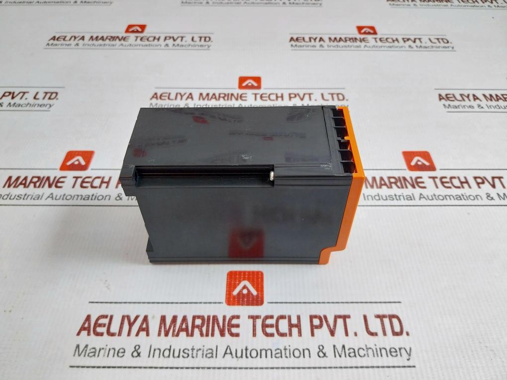 Minilec 110Vac Under/Over Voltage Monitoring Relay Vcf D2