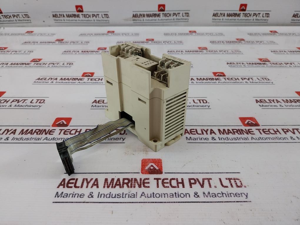 Mitsubishi Fx0N-8Eyr-es Ac/Dc Digital Output Unit Module 30Vdc/240Vac 2A