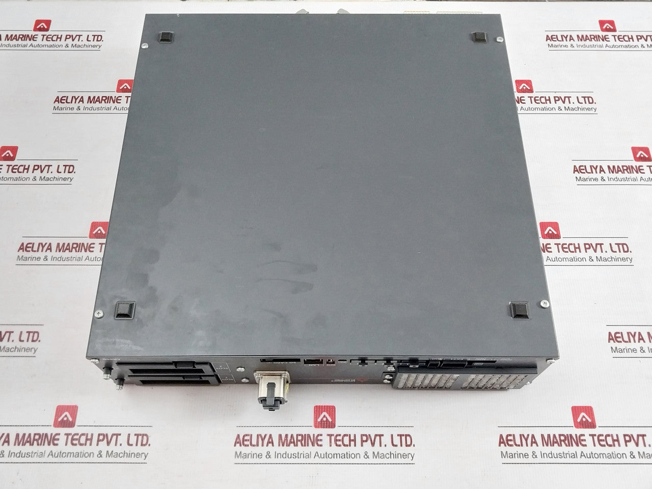Mitsubishi-Electric-Robot-Iq-Platform-Fr-Series-Controller-Ac200-230v-Cr800-02vd-4