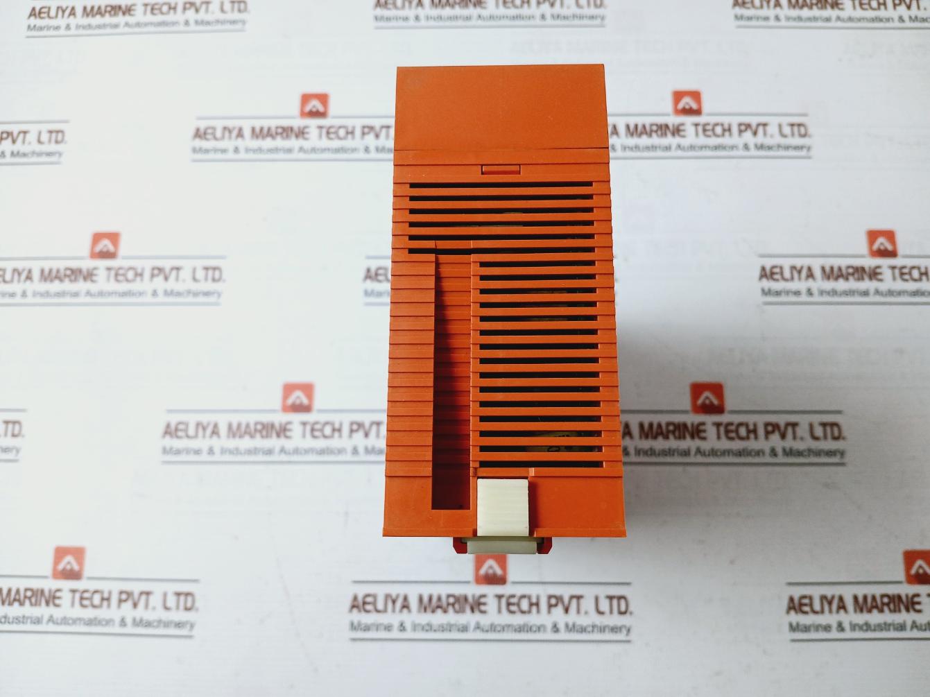 Mitsubishi A61P Programmable Controller Ac85-132V Ac170-264V 50/60Hz Dc5V 8A