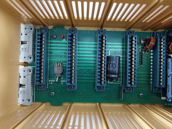Mitsubishi E-01T-4131 Controller Rack Module Ac100-110V Type 2 Base 1.3 2