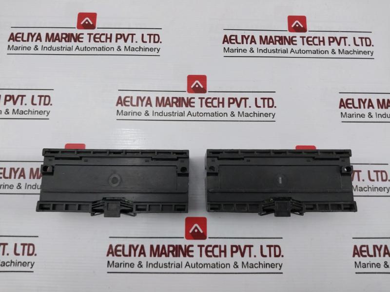 Mitsubishi Electric Aj65Sbtb1-16D Melsec Cc-link Input Unit 24Vdc 7Ma 0.9W