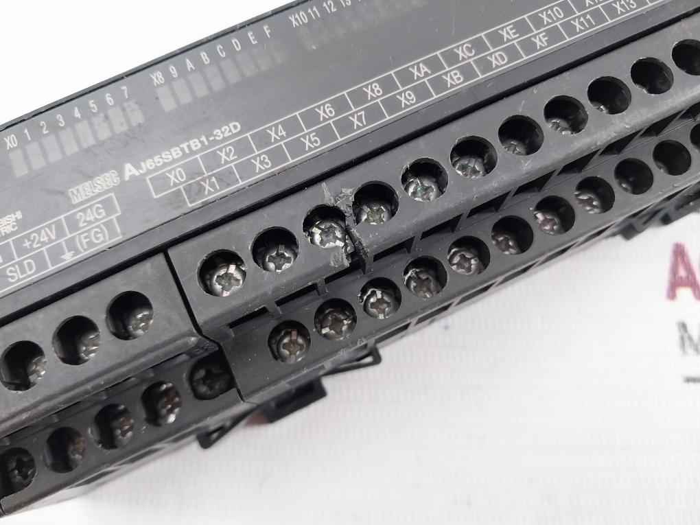 Mitsubishi Electric Aj65Sbtb1-32D Cc-link Digital Input Unit Module 24Vdc 7Ma
