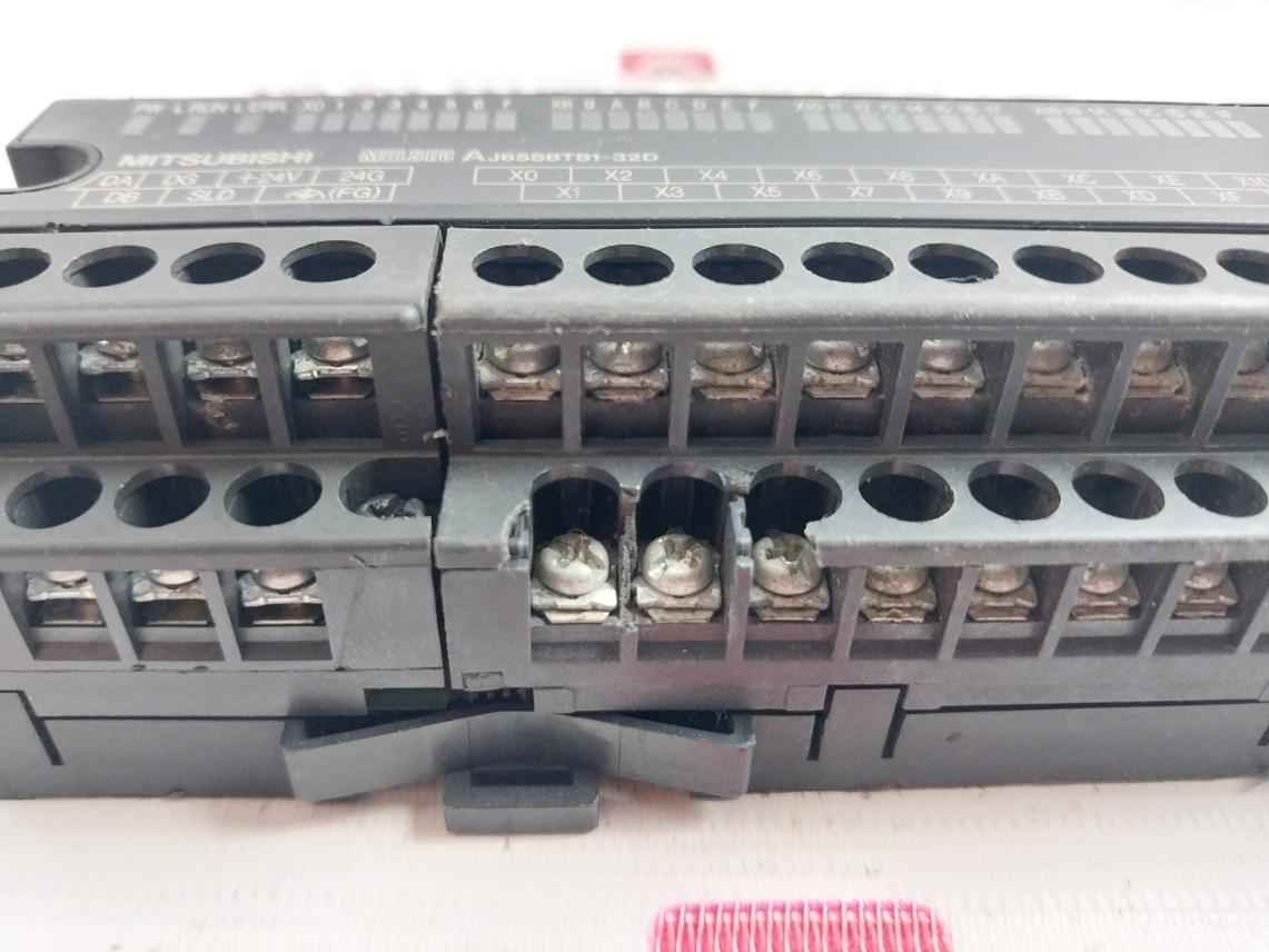 Mitsubishi Electric Aj65Sbtb1-32D Plc Cc-link Compact Input Module 24Vdc 7Ma