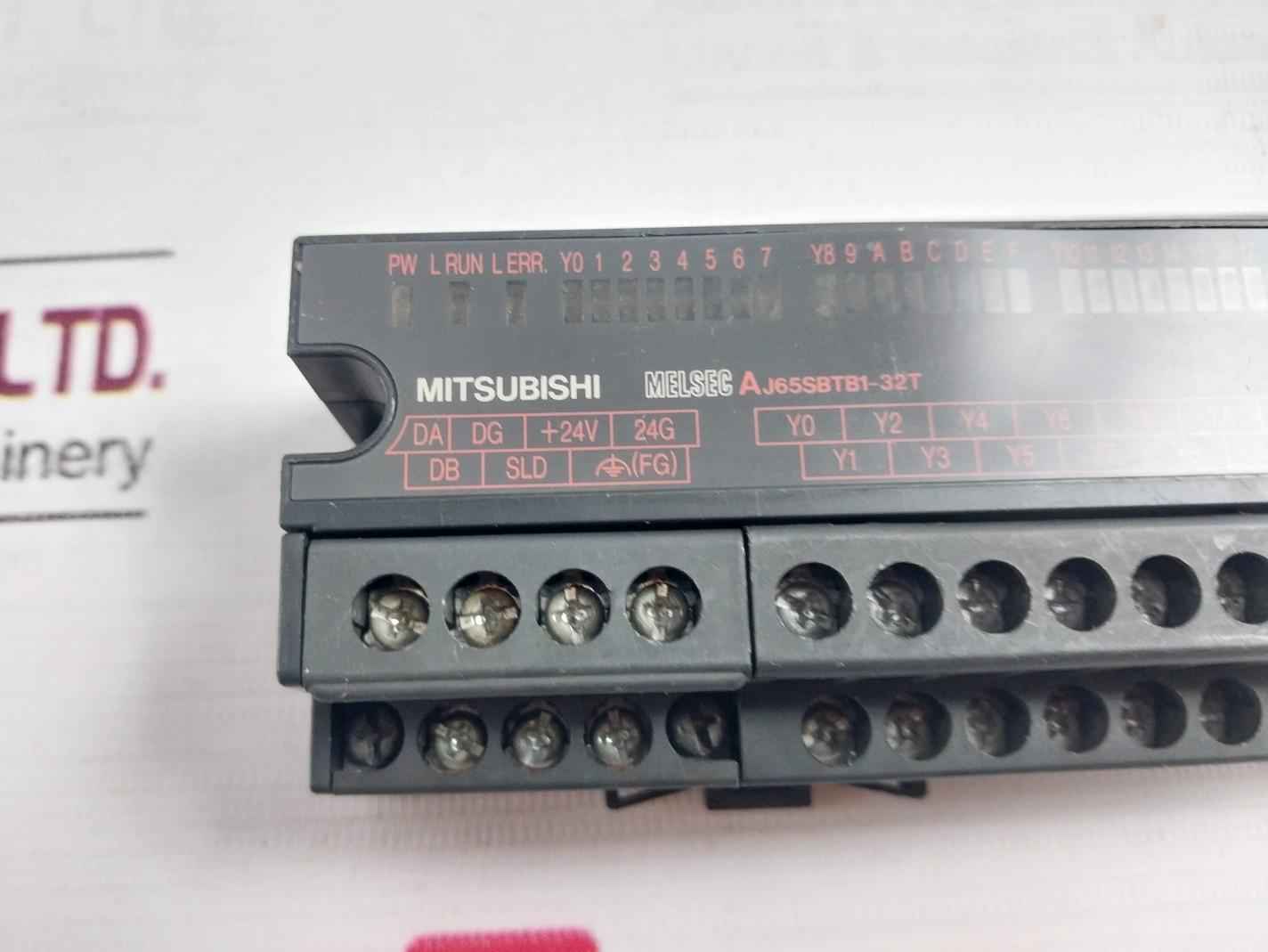 Mitsubishi Electric Aj65Sbtb1-32T Cc-link Melsec Output Unit 12/24Vdc 0.5A