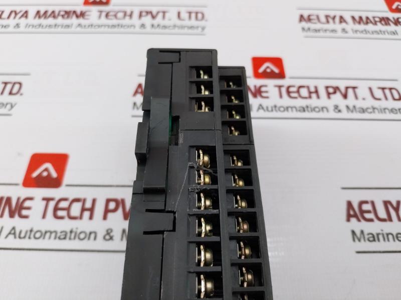 Mitsubishi Electric Aj65sbtb2n-16r Melsec Plc Cc-link Compact Output Unit