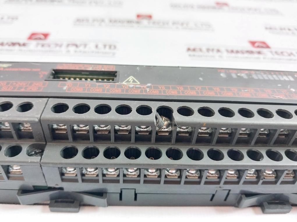 Mitsubishi Electric Aj65sbtb2n-16r Plc Cc-link Compact I/o Module 120ma 24vdc