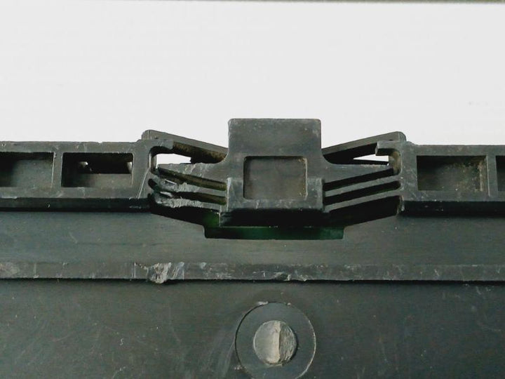 Mitsubishi Electric Aj65Sbtb2N-8R Melsec Cc-link Output Unit 24Vdc/240Vac 2.1W
