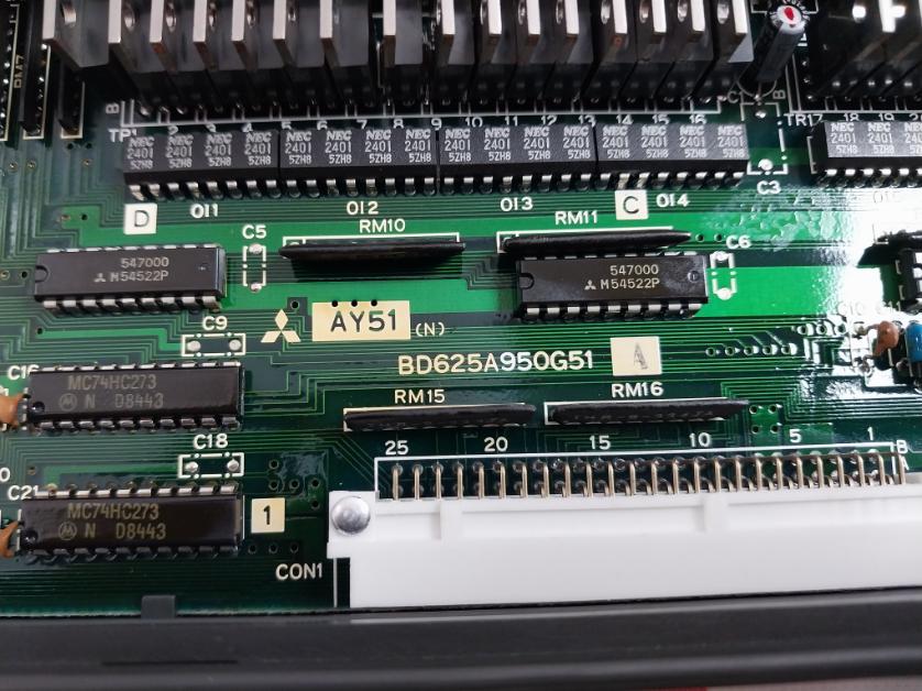 Mitsubishi Electric Ay51 Plc Digital Output Unit Module Dc12/24V 0.5A