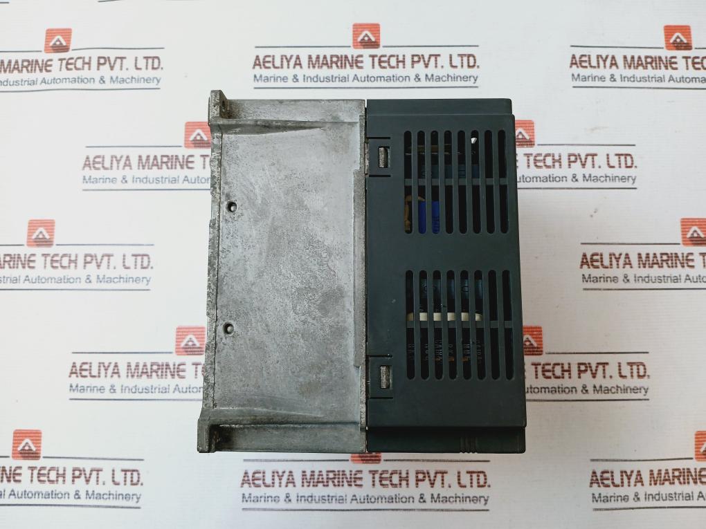 Mitsubishi Electric E700 FR-E740-2.2K-CHT Inverter