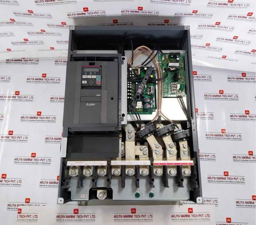 Mitsubishi Electric Fr-a840-110k-1-06 3-ph Frequency Inverter Drive 24vdc 0.33a