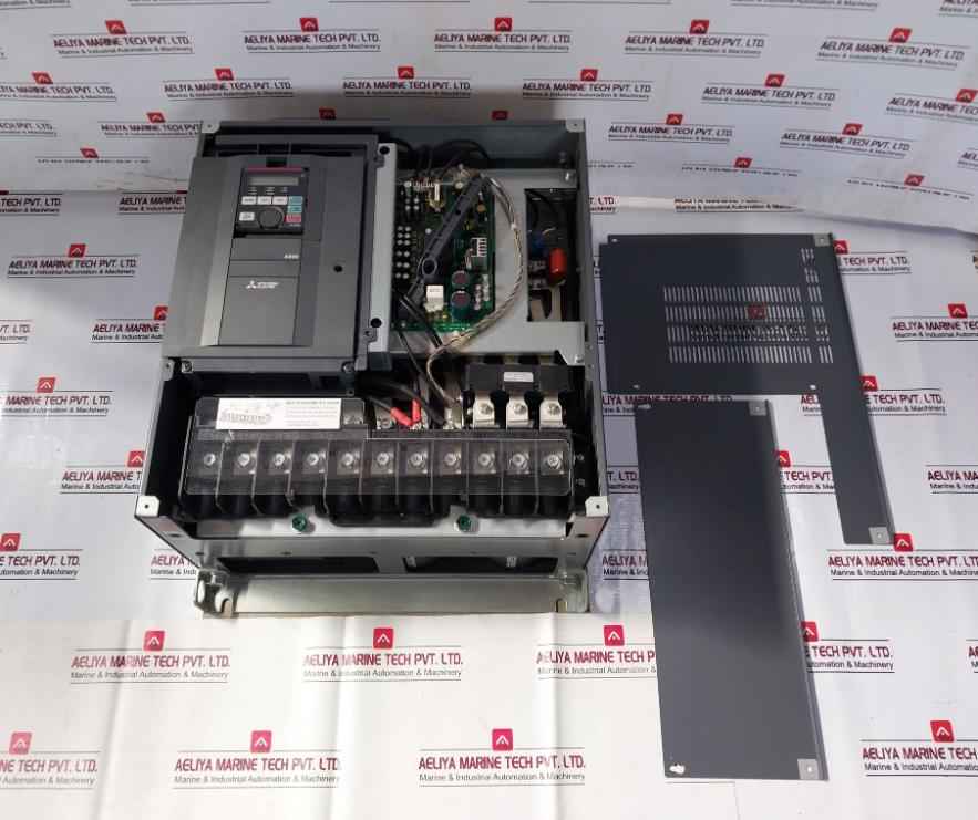 Mitsubishi Electric Fr-a840-55K-1-06 Inverter 3Ph Ac380-500V 50Hz/60Hz A800