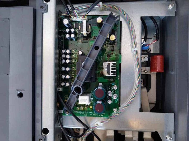 Mitsubishi Electric Fr-a840-55k-1-06 3-ph Frequency Inverter Drive Ac380-500v