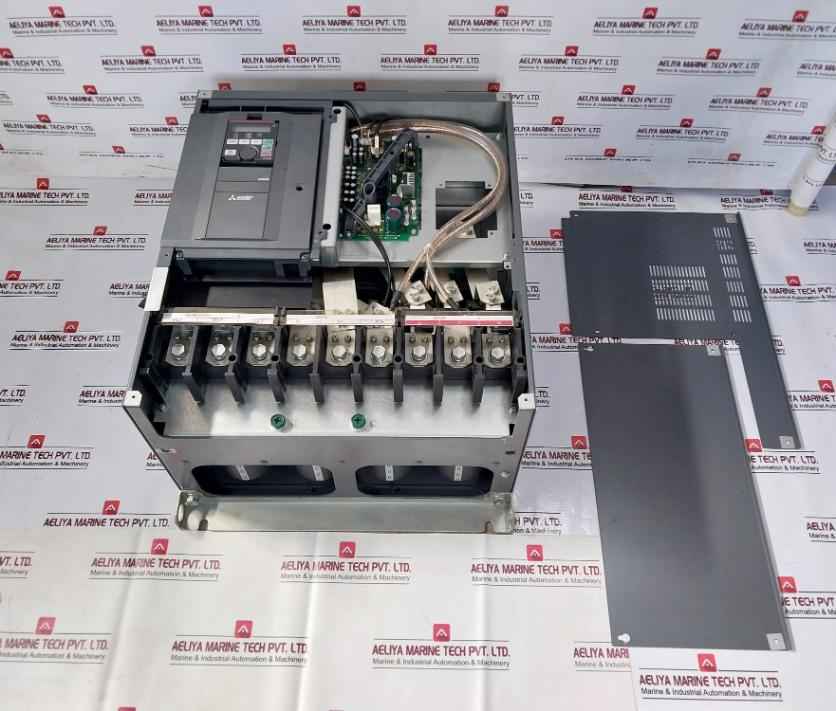Mitsubishi Electric Fr-a840-90K-1-06 Inverter 3Ph Ac380-500Vmax 0.2-590Hz
