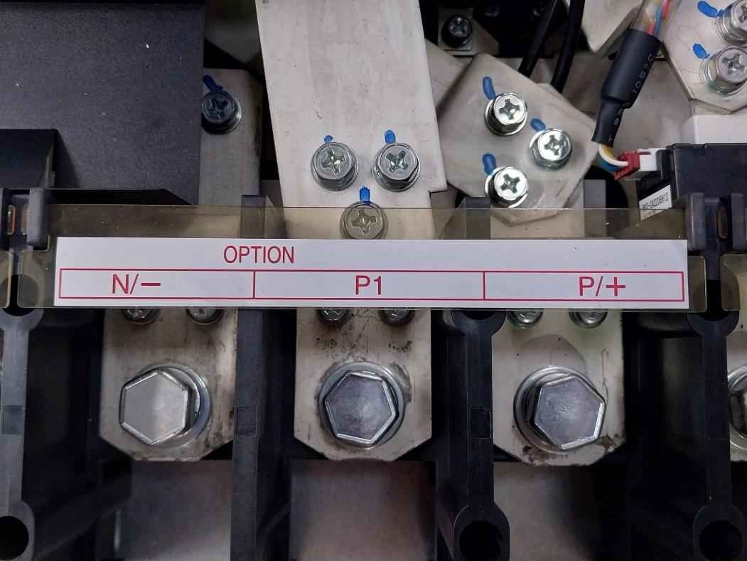 Mitsubishi Electric Fr-a840-90K-1-06 Inverter 3Ph Ac380-500Vmax 0.2-590Hz