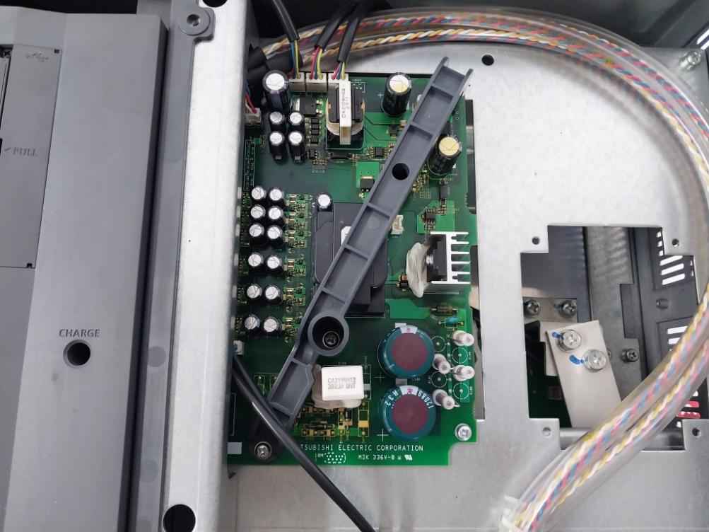 Mitsubishi Electric Fr-a840-90K-1-06 Inverter 3Ph Ac380-500Vmax 0.2-590Hz