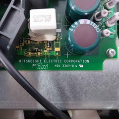 Mitsubishi Electric Fr-a840-90K-1-06 Inverter 3Ph Ac380-500Vmax 0.2-590Hz