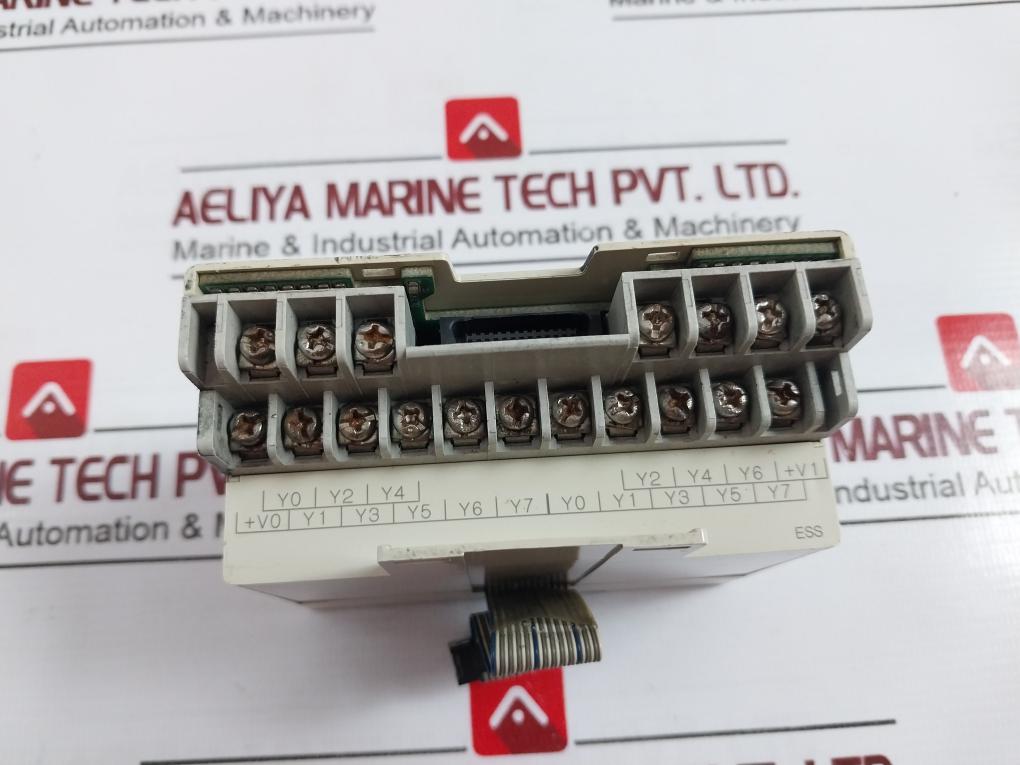 Mitsubishi Electric Fx2N-16Eyt-ess/Ul Plc Modular Extension Unit Jy550D20801C