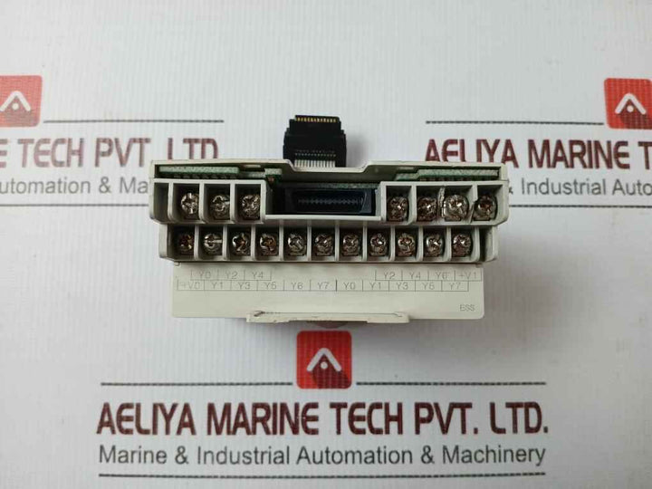 Mitsubishi Electric Fx2N-16Eyt-ess/Ul Plc Output Extension Module 5-30Vdc 0.5A