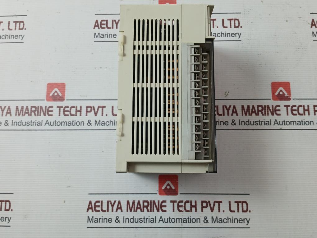 Mitsubishi Electric Fx2N-32Mt-ess/Ul Plc Compact Extension Unit 5-30Vdc 0.5A