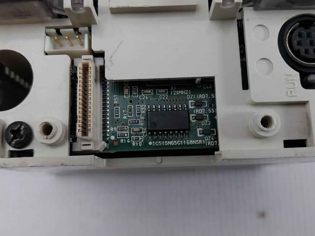 Mitsubishi Electric Fx2N-32Mt-ess/Ul Programmable Controller 100-240Vac 50/60Hz