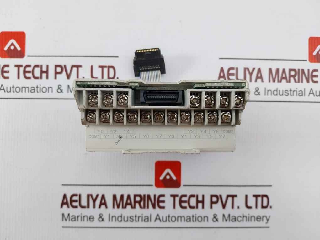 Mitsubishi Electric Fx2n-16eyr-es/ul Programmable Controller 30vdc/240vac 2a