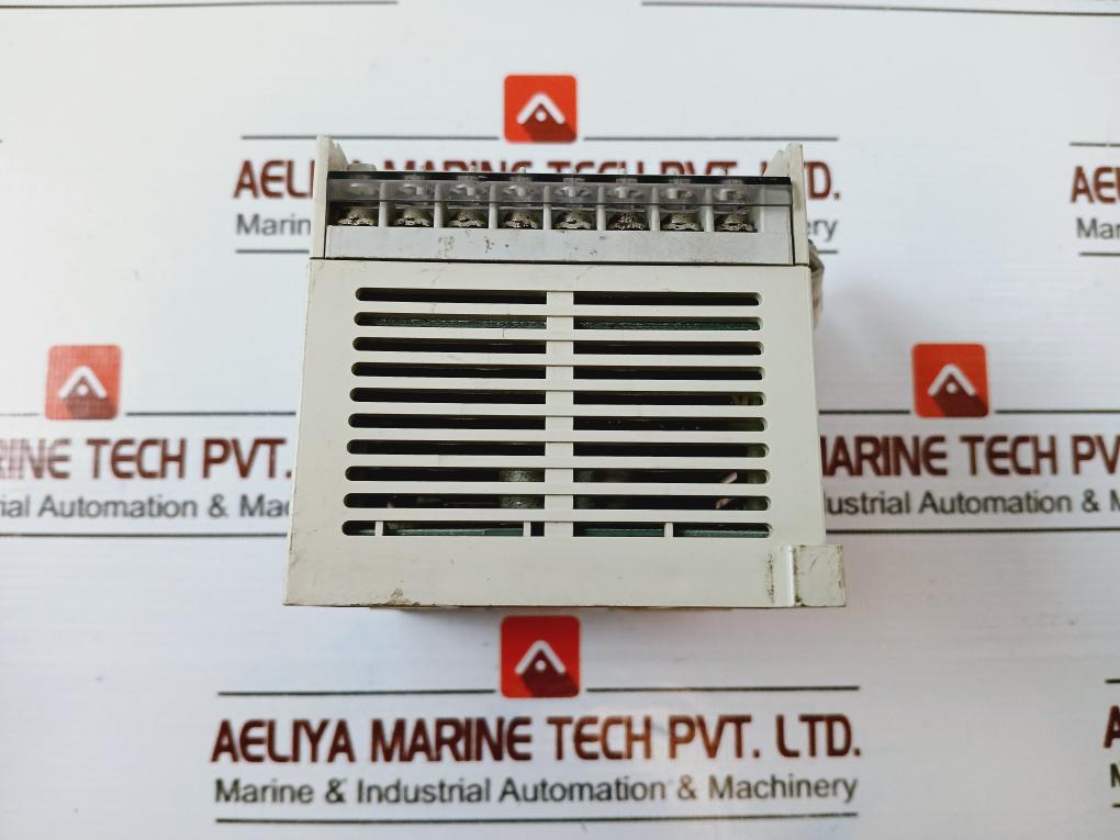 MITSUBISHI ELECTRIC FX2N-8AD Programmable Controller 24VDC