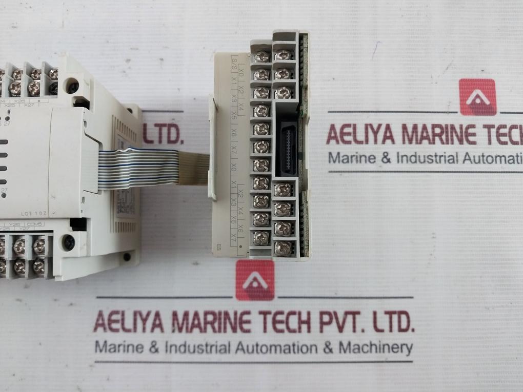 Mitsubishi Electric Fx3U-48Mr/Ds Programmable Logic Controller 30Vdc/240Vac 2A