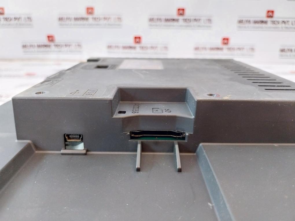 Mitsubishi Electric GS2110-WTBD Touch Screen 1.280 Kg