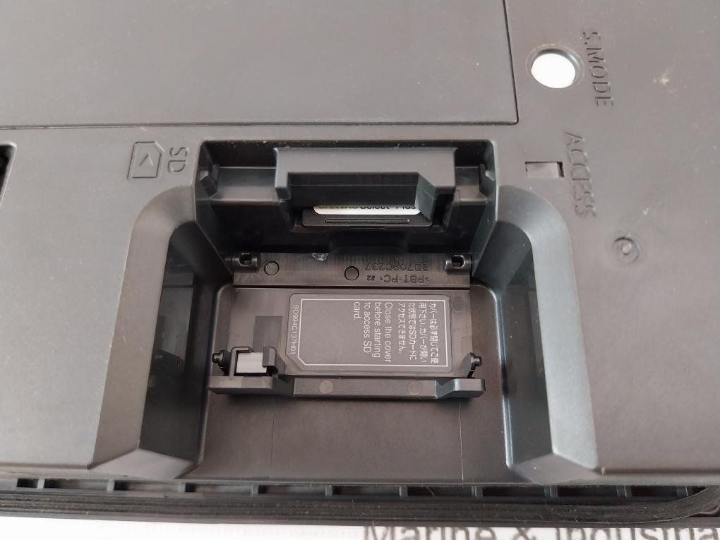 Mitsubishi Electric Gt2512-stbd Got2000 Cc-link Hmi Graphic Operation Terminal