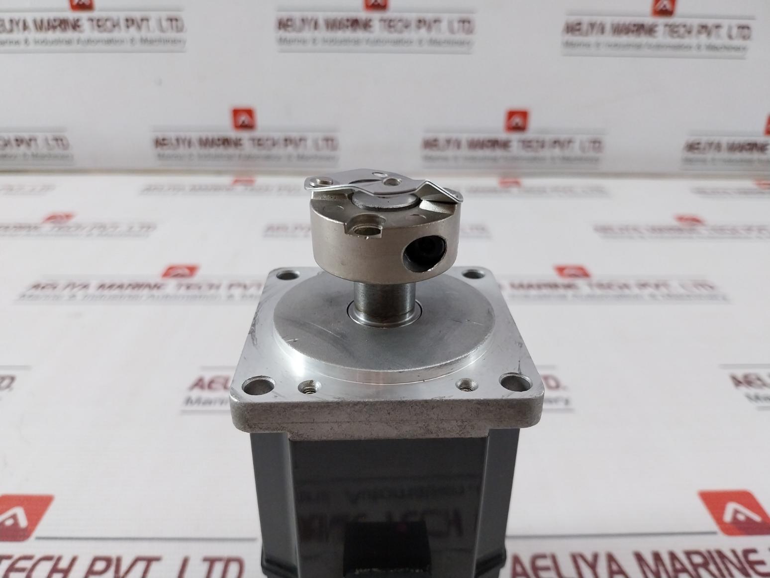 Mitsubishi Electric Hc-kfs23 Ac Servo Motor 3Ac 118V 1.1A