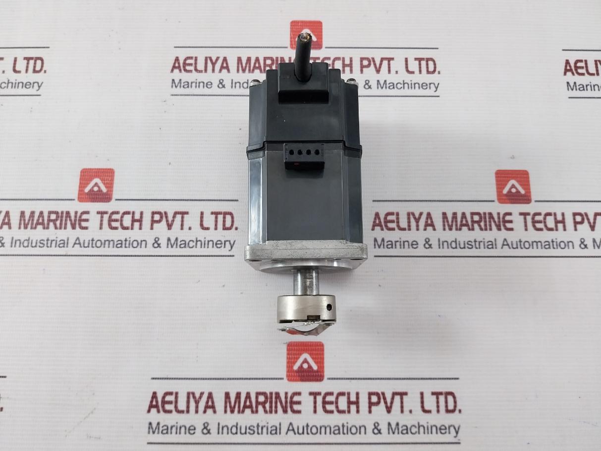 Mitsubishi Electric Hc-kfs23 Ac Servo Motor 3Ac 118V 1.1A