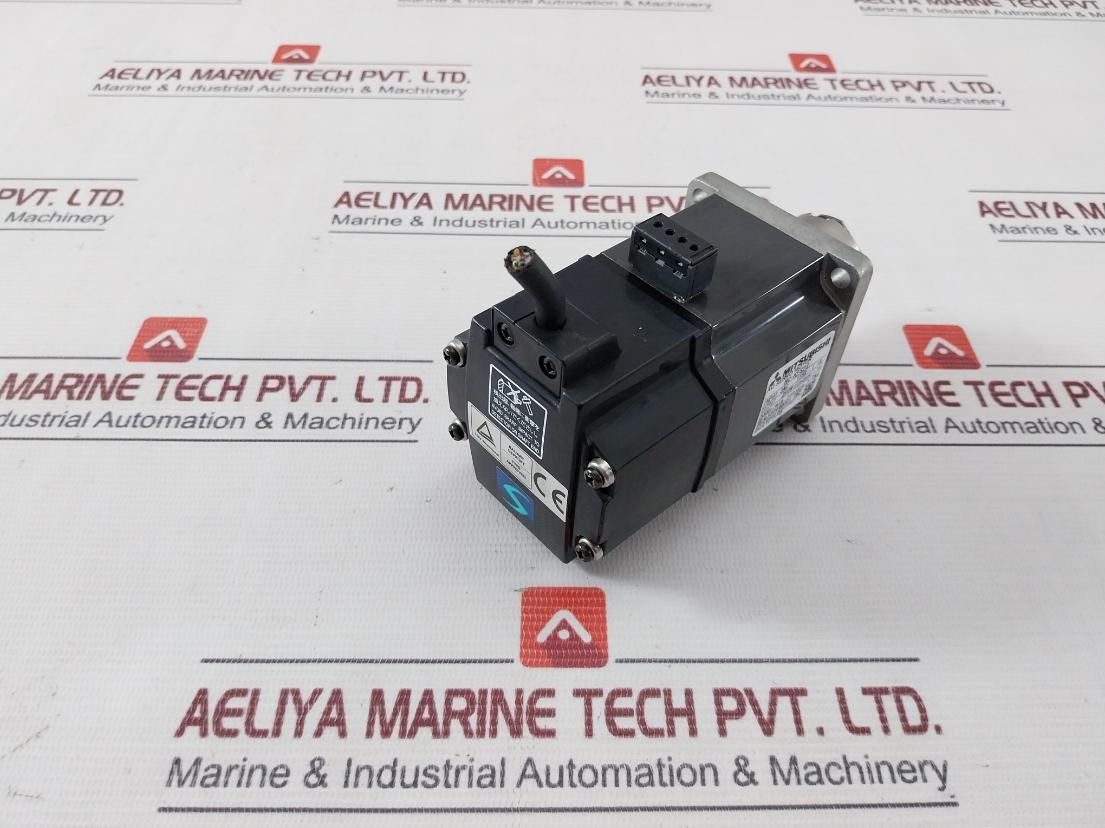 Mitsubishi Electric Hc-kfs23 Ac Servo Motor 3Ac 118V 1.1A