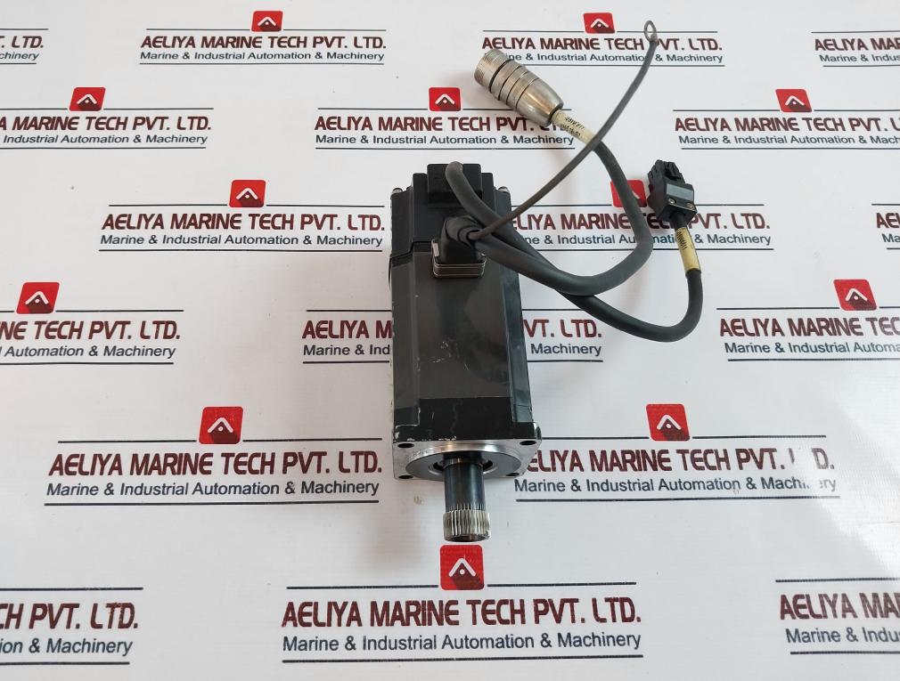 Mitsubishi Electric Hc-kfs43-s23 Ac Servo Motor 3Ac 129V 2.3A