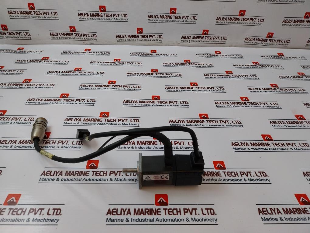 Mitsubishi Electric Hc-mfs13-s13 Ac Servo Motor 3Ac 105V 0.9A
