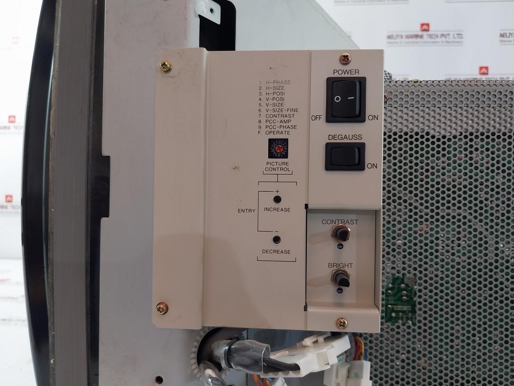 Mitsubishi Electric Hc3905 Atj Colour Display Monitor 100-120V