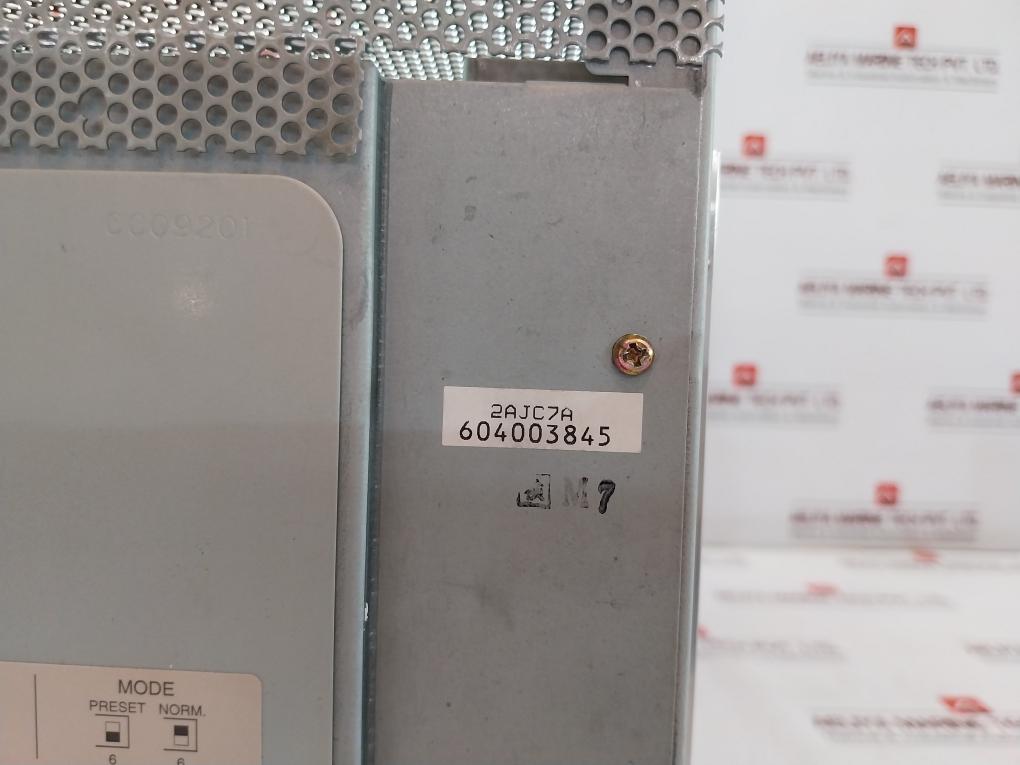 Mitsubishi Electric Hc3905 Atj Colour Display Monitor 100-120V